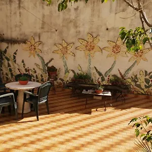 https://napoli-centro-spaccanapoli.hotels-amalfi.com